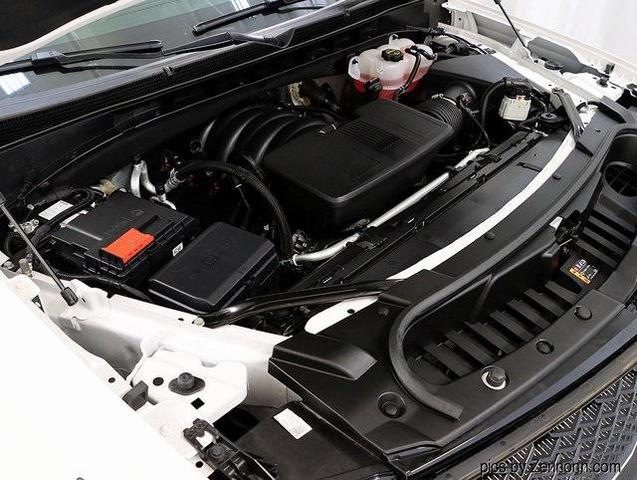 Photo of 2025 Crystal White Tricoat Cadillac Escalade