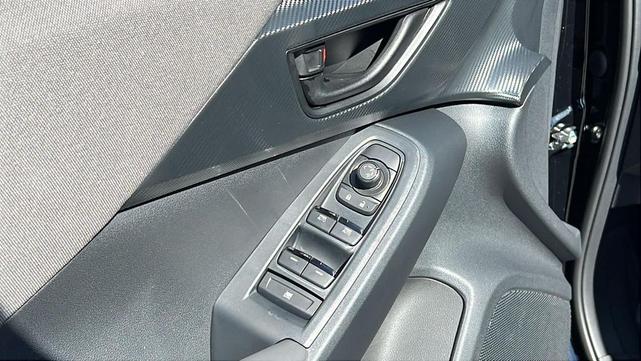 Photo of 2025 Crystal Black Silica Subaru Crosstrek