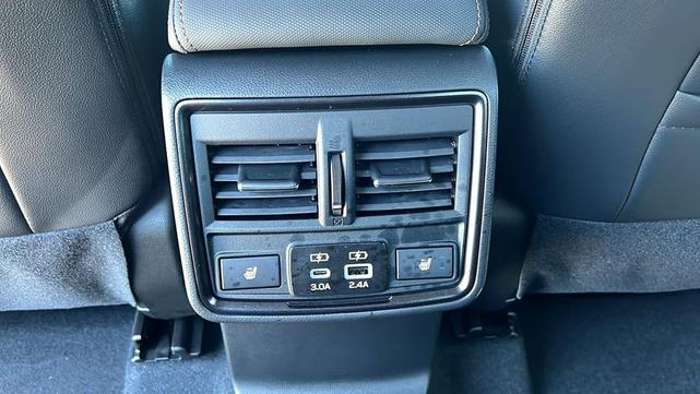 Photo of 2025 Magnetite Gray Metallic Subaru Forester