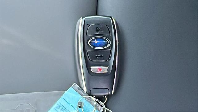 Photo of 2025 Ice Silver Metallic Subaru Outback