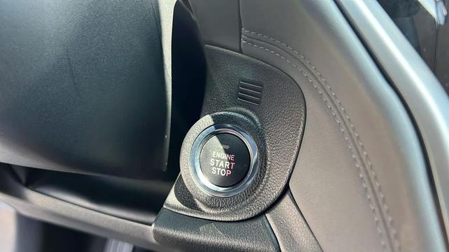 Photo of 2025 Ice Silver Metallic Subaru Outback