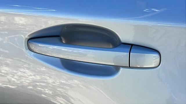 Photo of 2019 Ice Silver Metallic Subaru Outback