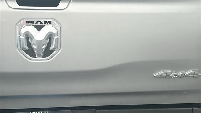 Photo of 2019 Billet Silver Metallic Clearcoat RAM 1500
