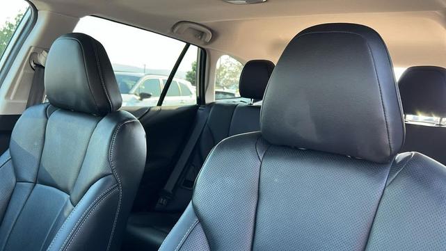 Photo of 2025 Ice Silver Metallic Subaru Outback