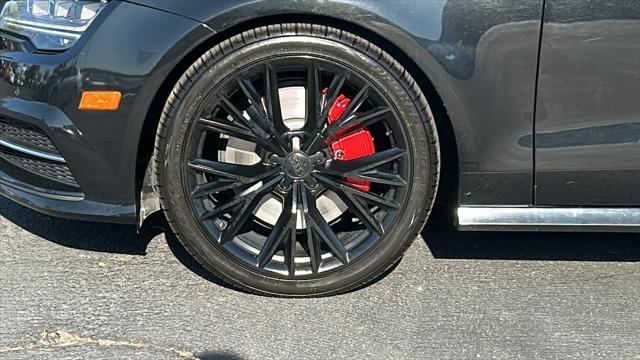 Photo of 2018 Mythos Black Metallic Audi A7