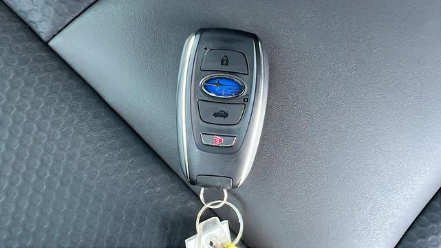 Photo of 2025 Crystal White Pearl Subaru Outback