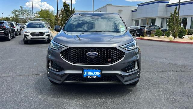 Photo of 2022 Carbonized Gray Metallic Ford Edge