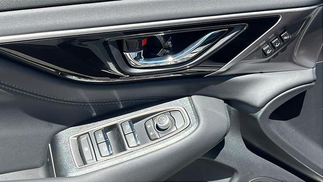 Photo of 2025 Crystal White Pearl Subaru Outback