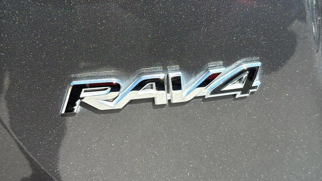 Photo of 2017 Magnetic Gray Metallic Toyota RAV4 Hybrid