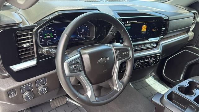 Photo of 2025 Summit White Chevrolet Silverado 1500