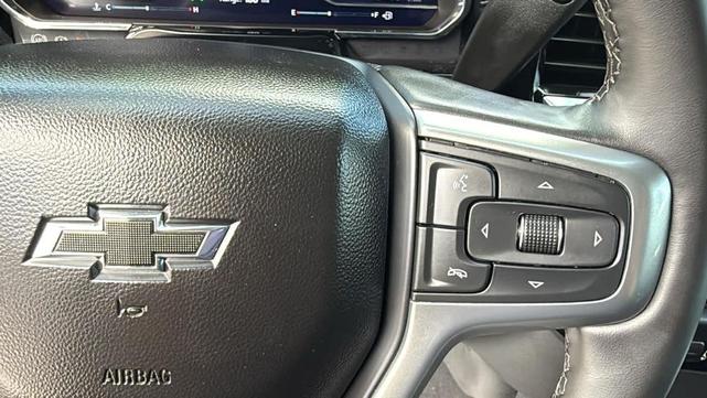Photo of 2025 Summit White Chevrolet Silverado 1500