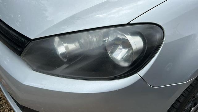 Photo of 2012 Reflex Silver Metallic Volkswagen Golf