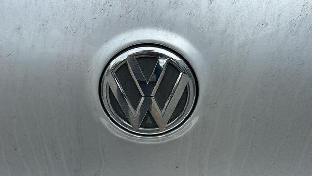 Photo of 2012 Reflex Silver Metallic Volkswagen Golf