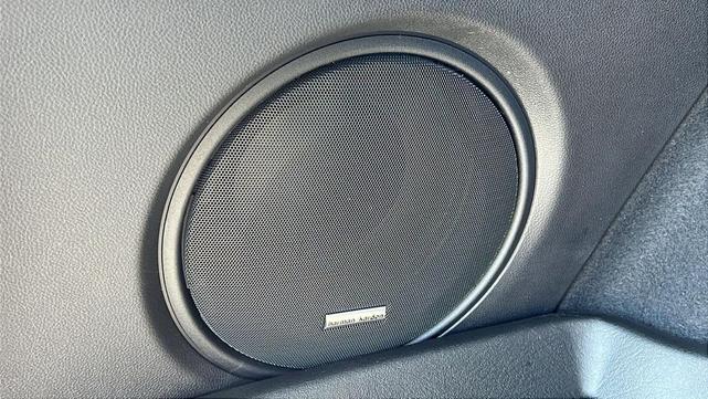 Photo of 2025 Ice Silver Metallic Subaru Outback