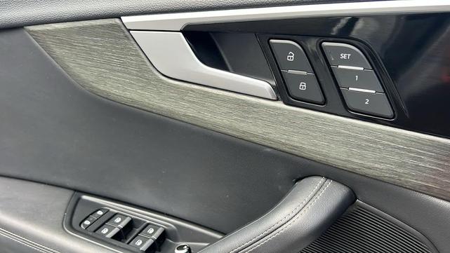 Photo of 2020 Glacier White Metallic Audi A4