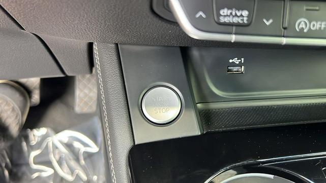Photo of 2020 Glacier White Metallic Audi A4