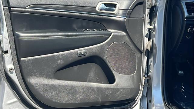 Photo of 2020 Billet Silver Metallic Clearcoat Jeep Grand Cherokee