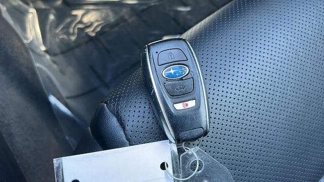 Photo of 2025 Cosmic Blue Pearl Subaru Outback