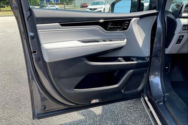 Photo of 2024 Modern Steel Metallic Honda Odyssey