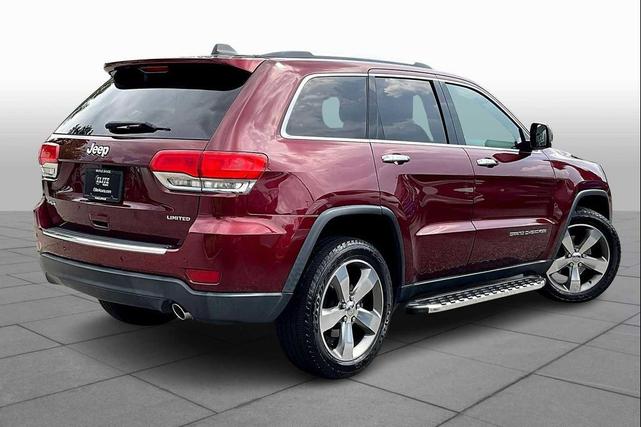 Photo of 2016 Velvet Red Pearlcoat Jeep Grand Cherokee