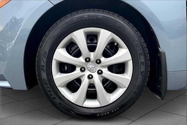 Photo of 2020 Celestite Toyota Corolla