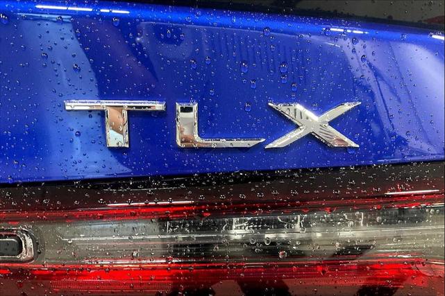 Photo of 2025 Apex Blue Pearl Acura TLX