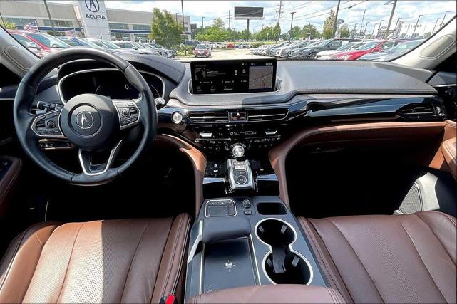 Photo of 2023 Platinum White Pearl Acura MDX