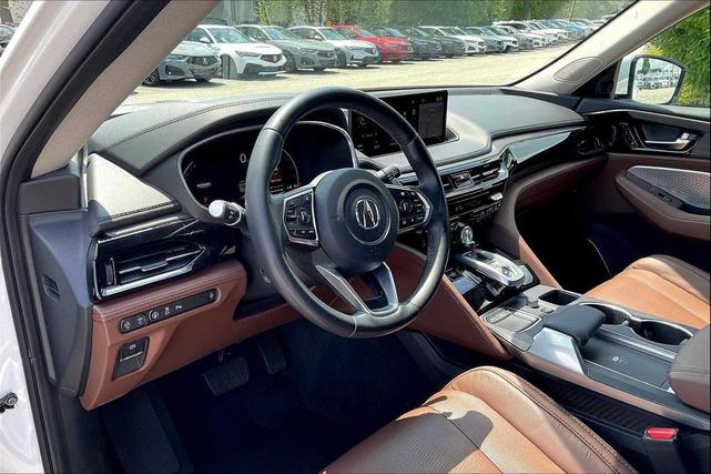 Photo of 2023 Platinum White Pearl Acura MDX