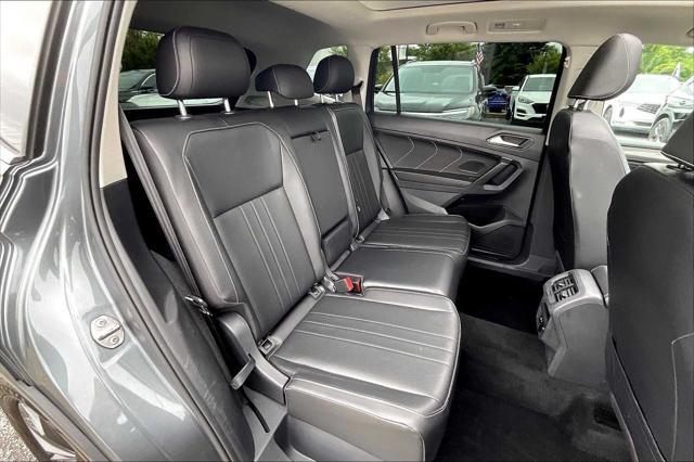 Photo of 2022 Platinum Gray Metallic Volkswagen Tiguan