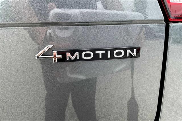 Photo of 2022 Platinum Gray Metallic Volkswagen Tiguan