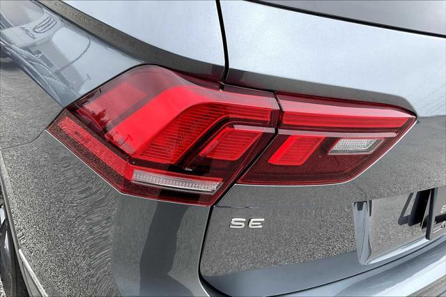 Photo of 2022 Platinum Gray Metallic Volkswagen Tiguan