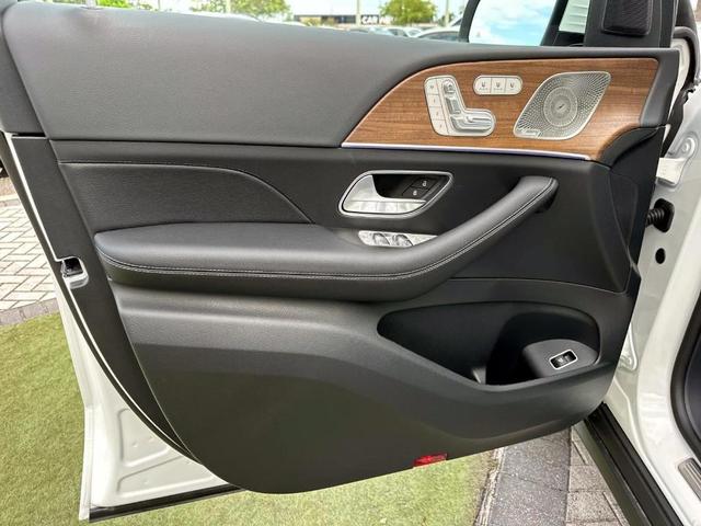 Photo of 2026 White Mercedes-Benz GLE 350
