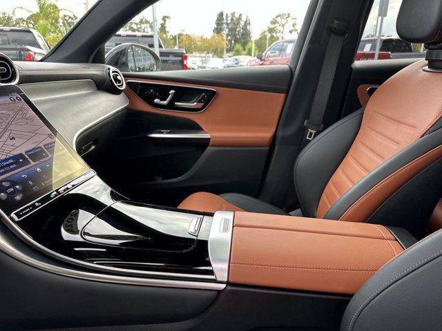 Photo of 2024 Black Mercedes-Benz GLC 300