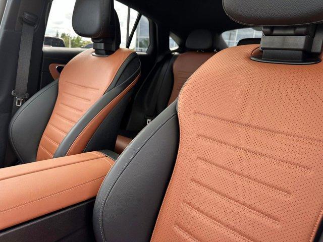 Photo of 2024 Black Mercedes-Benz GLC 300