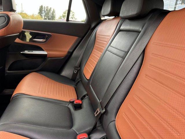 Photo of 2024 Black Mercedes-Benz GLC 300