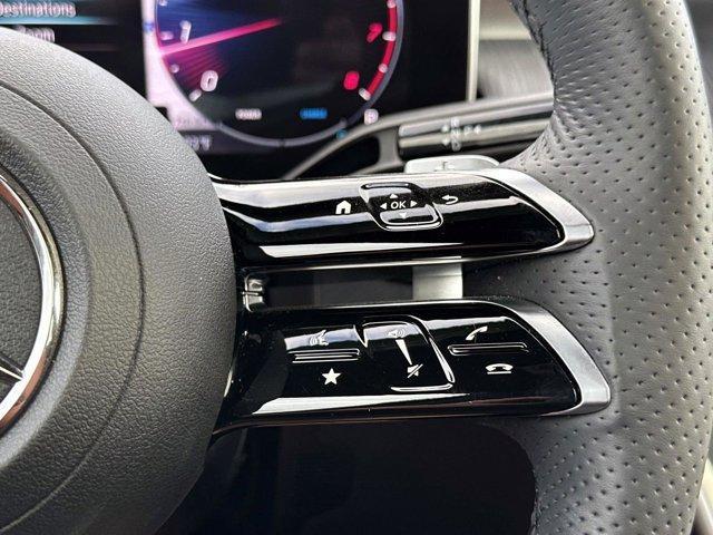 Photo of 2024 Black Mercedes-Benz GLC 300