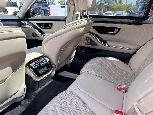 Photo of 2021 Black Mercedes-Benz S-Class