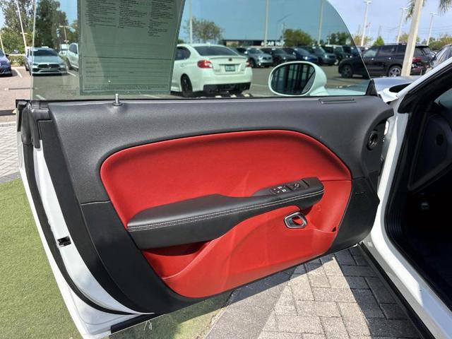 Photo of 2018 White Knuckle Clearcoat Dodge Challenger