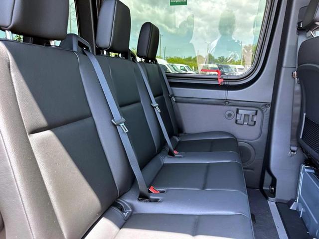Photo of 2025 Silver Mercedes-Benz Sprinter 2500