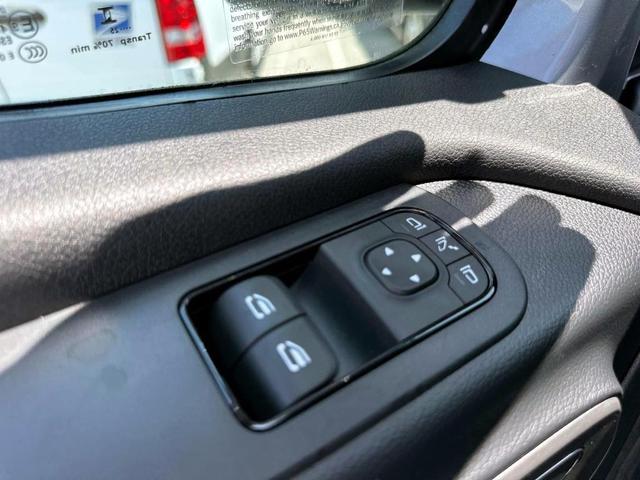 Photo of 2025 Silver Mercedes-Benz Sprinter 2500