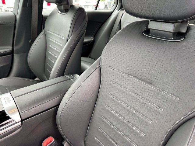 Photo of 2024 Twilight Blue Metallic Mercedes-Benz C-Class