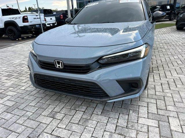 Photo of 2024 Gray Pearl Honda Civic
