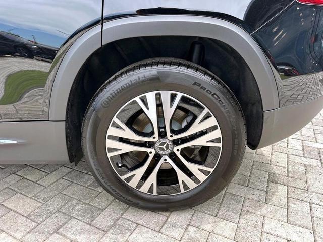 Photo of 2025 Black Mercedes-Benz GLB 250