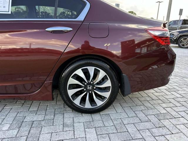 Photo of 2017 Crimson Red Pearl Honda Accord Hybrid