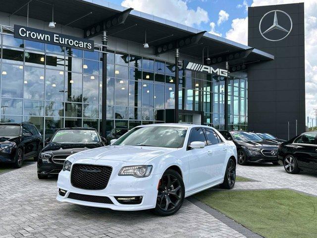 2021 Chrysler 300
