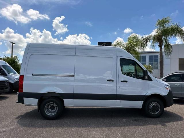 Photo of 2025 White Mercedes-Benz Sprinter 3500XD