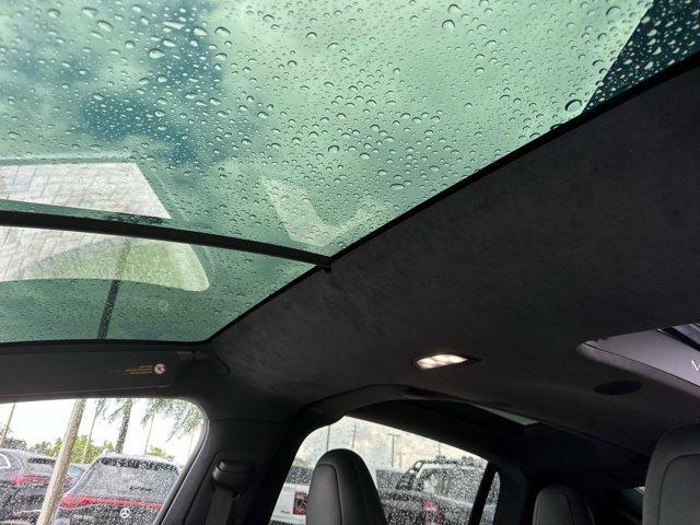 Photo of 2022 Black Tesla Model X