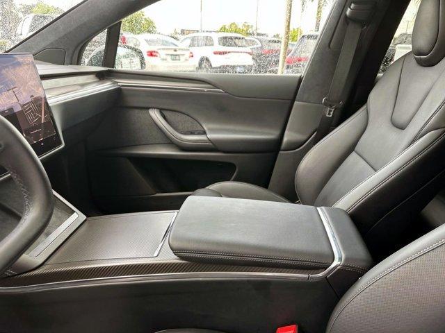 Photo of 2022 Black Tesla Model X