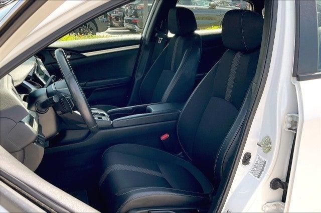 Photo of 2019 Platinum White Pearl Honda Civic