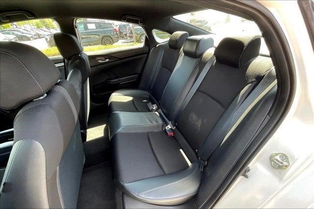 Photo of 2019 Platinum White Pearl Honda Civic